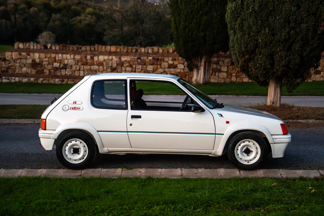 1989 Peugeot 205 - Image 4 of 31