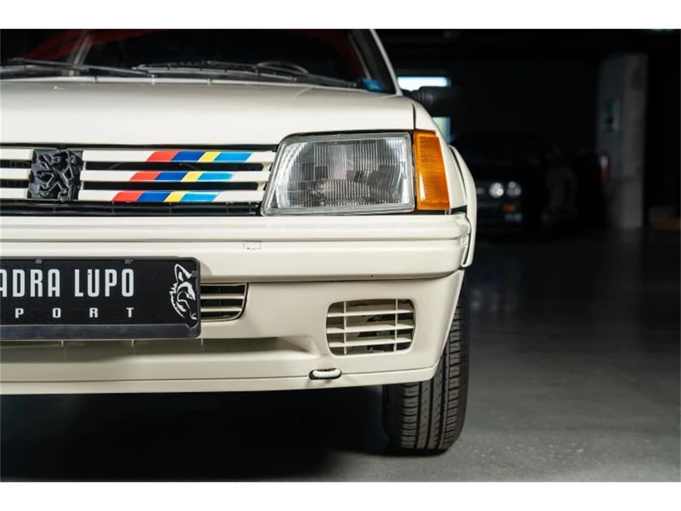 1989 Peugeot 205 - Image 14 of 31