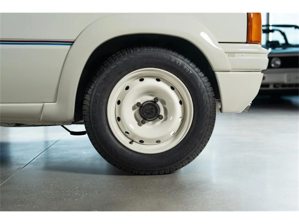 1989 Peugeot 205 - Image 11 of 31