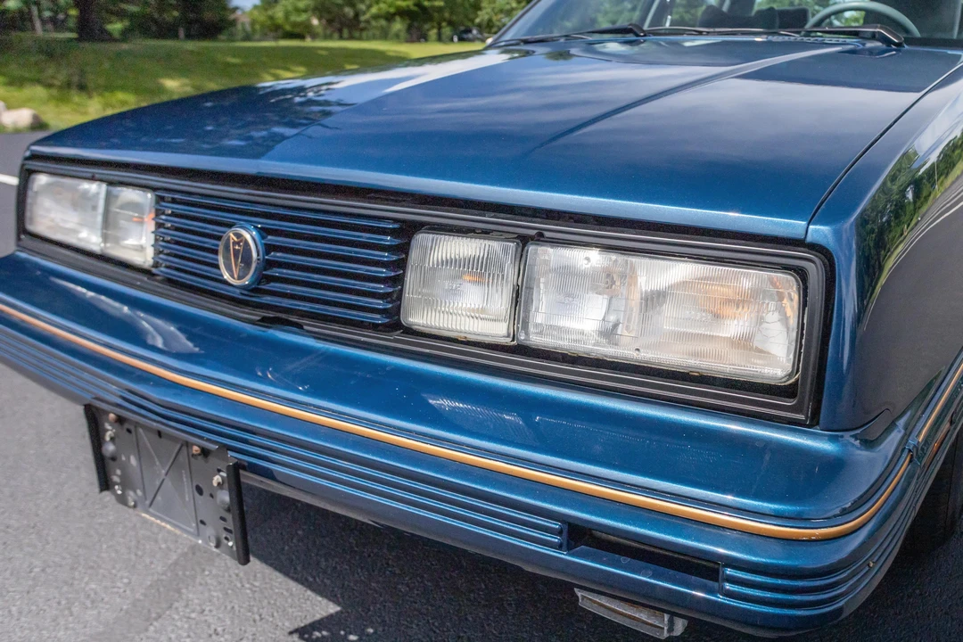 1989 Pontiac - Image 15 of 31