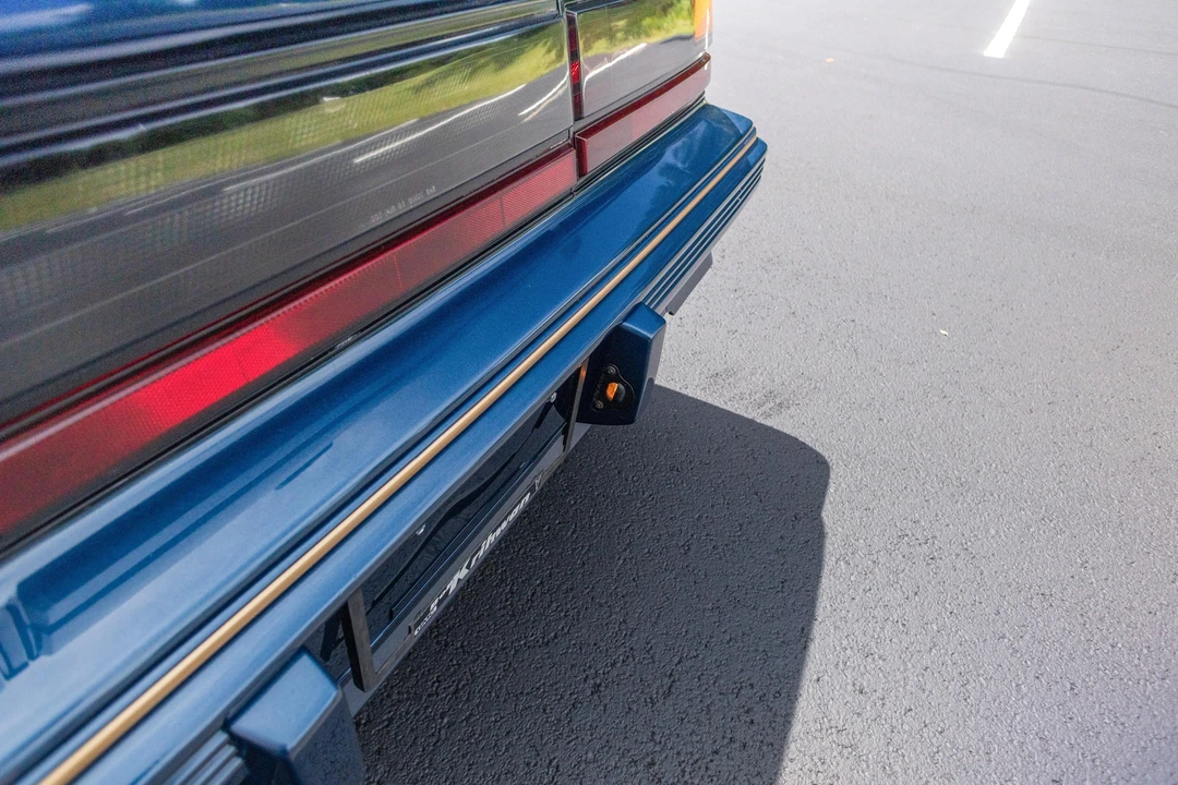 1989 Pontiac - Image 22 of 31