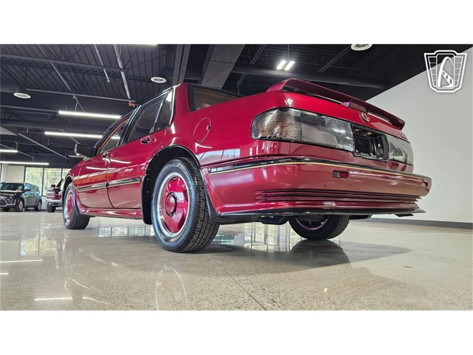 1989 Pontiac Bonneville 5th+ Gen - Image 25 of 31