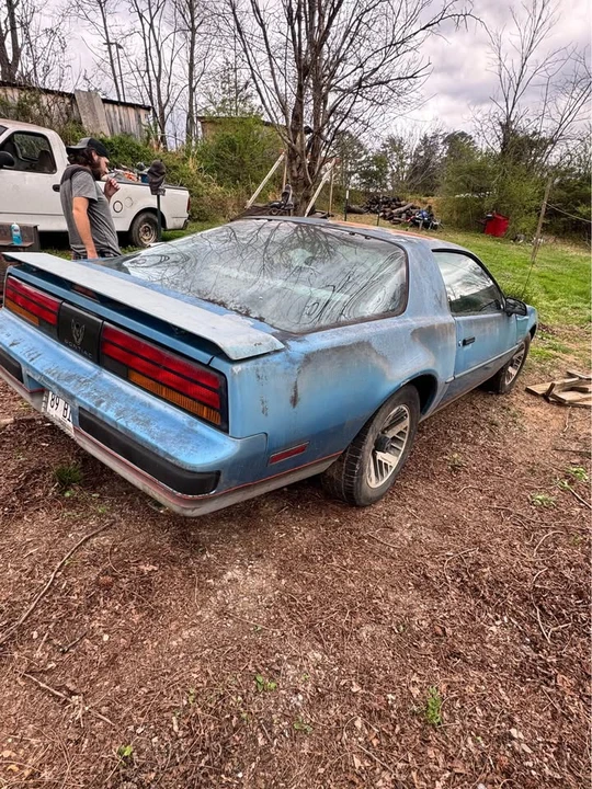 1989 Pontiac Firebird 3rd Gen - Image 5 of 9