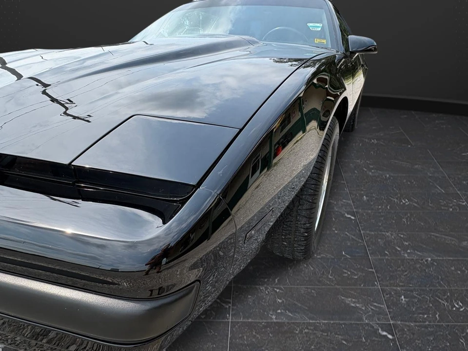 1989 Pontiac Firebird 3rd Gen - Image 16 of 31