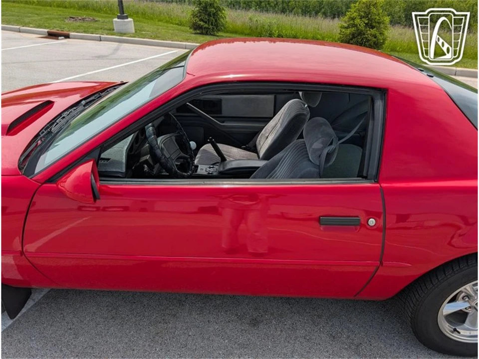 1989 Pontiac Firebird 3rd Gen - Image 28 of 31