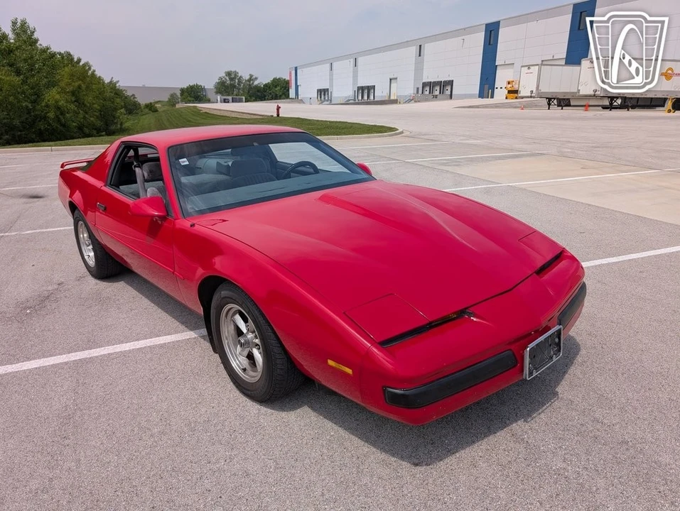1989 Pontiac Firebird 3rd Gen - Image 21 of 21