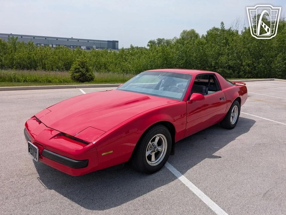 1989 Pontiac Firebird 3rd Gen - Image 3 of 12