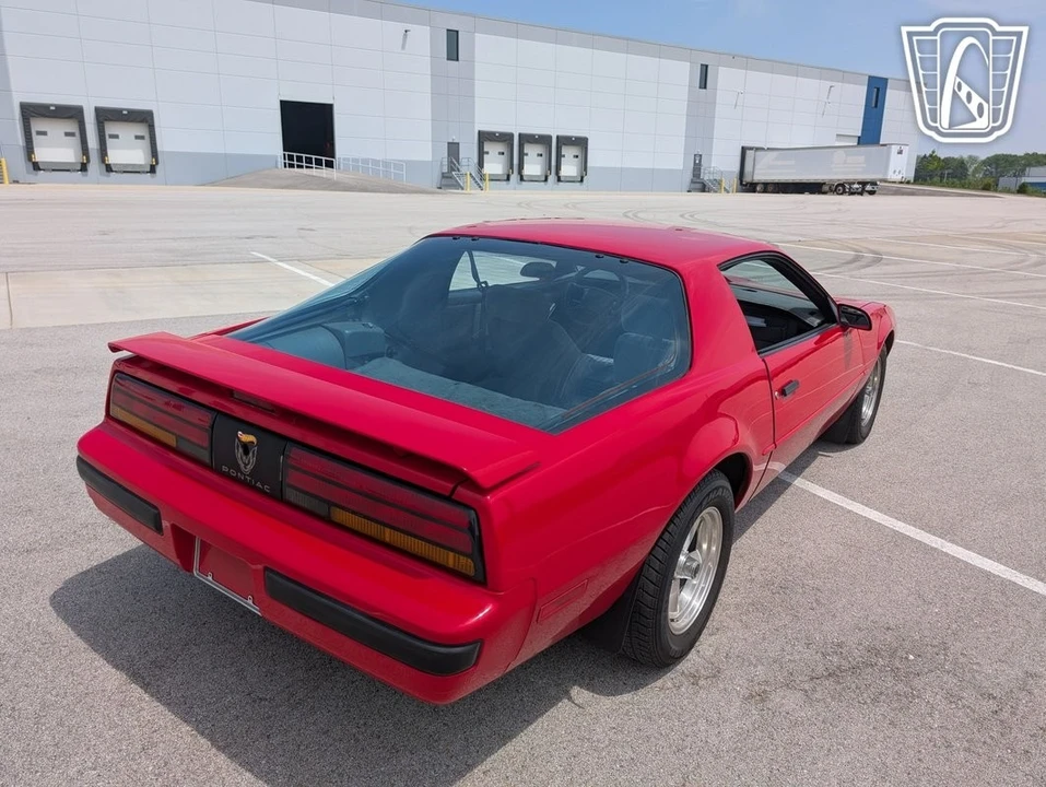 1989 Pontiac Firebird 3rd Gen - Image 15 of 21