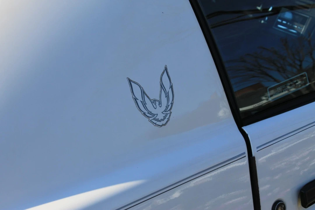 1989 Pontiac Firebird 3rd Gen - Image 19 of 31