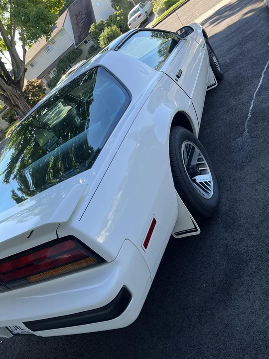 1989 Pontiac Firebird 3rd Gen - Image 22 of 31