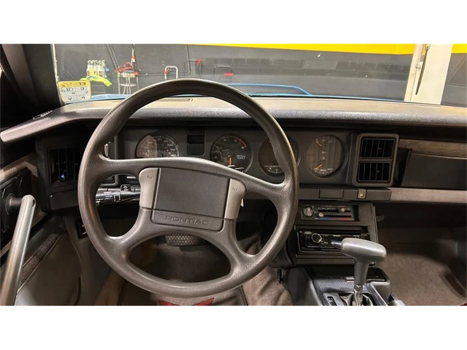 1989 Pontiac Firebird 3rd Gen - Image 8 of 9