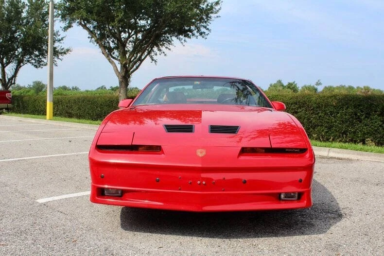 1989 Pontiac Firebird 3rd Gen - Image 6 of 31