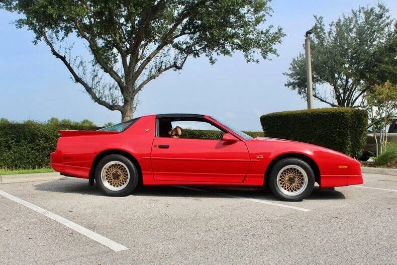 1989 Pontiac Firebird 3rd Gen - Image 2 of 31