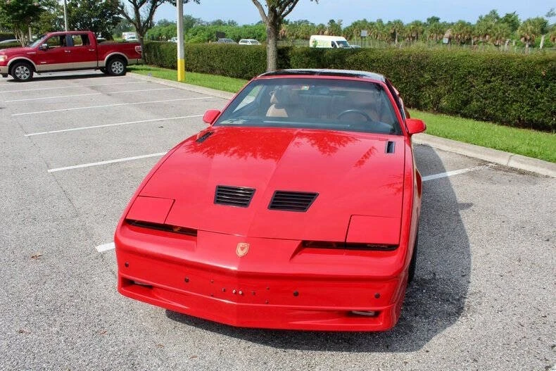 1989 Pontiac Firebird 3rd Gen - Image 22 of 31