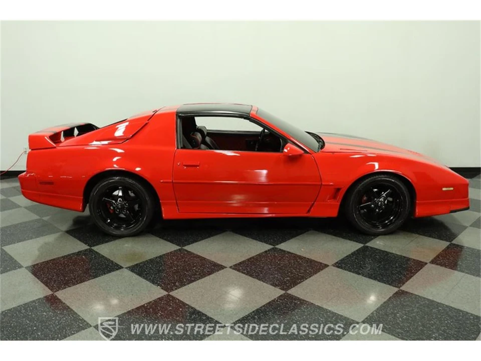 1989 Pontiac Firebird 3rd Gen - Image 13 of 31