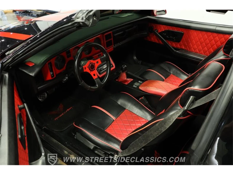1989 Pontiac Firebird 3rd Gen - Image 4 of 31