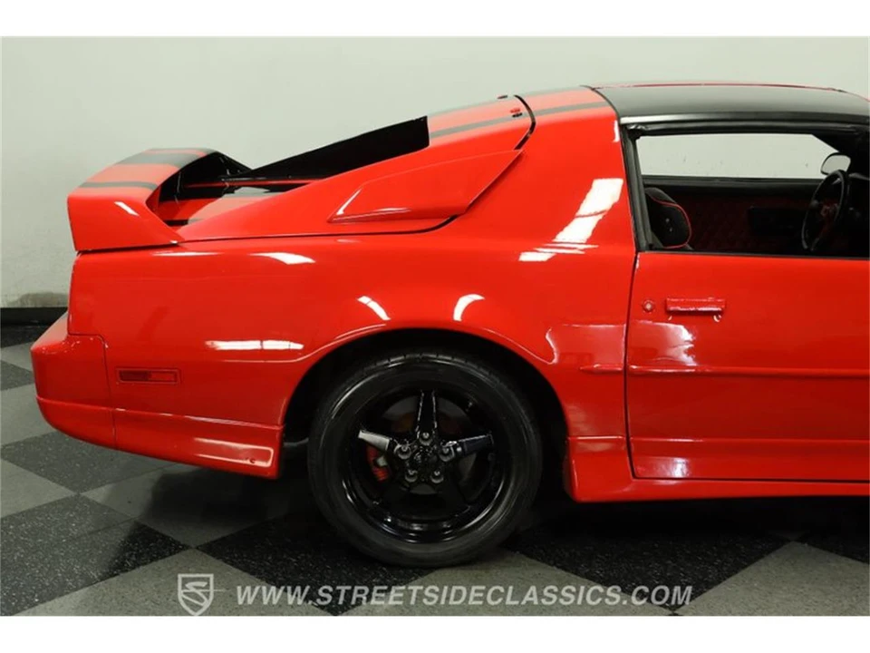 1989 Pontiac Firebird 3rd Gen - Image 28 of 31