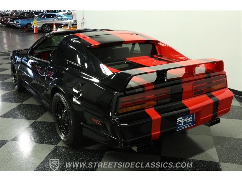 1989 Pontiac Firebird 3rd Gen - Image 8 of 31