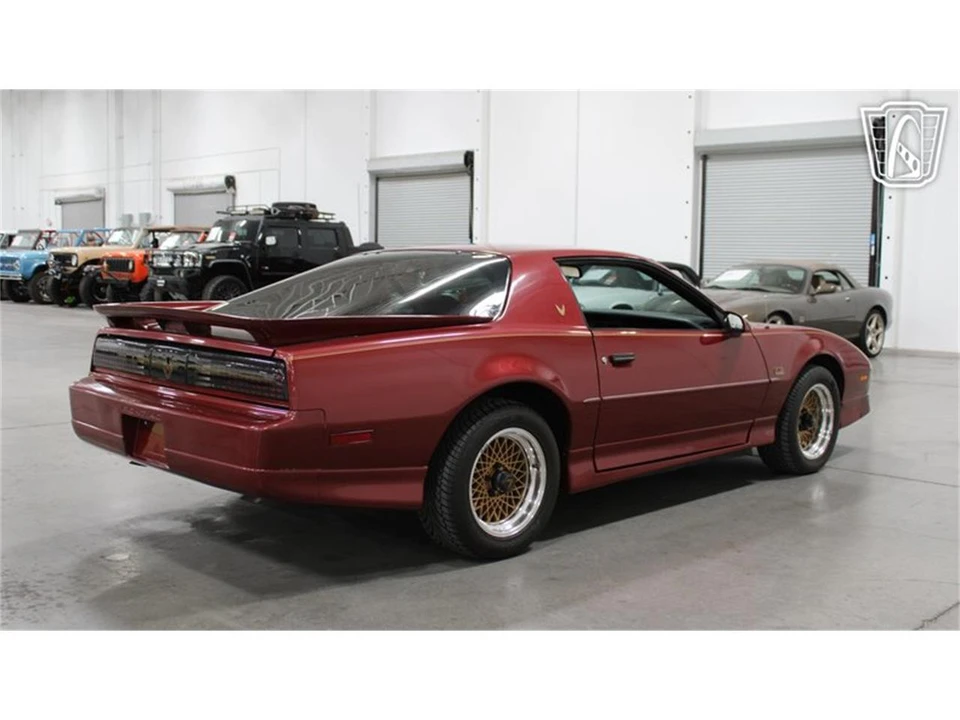 1989 Pontiac Firebird 3rd Gen - Image 14 of 31
