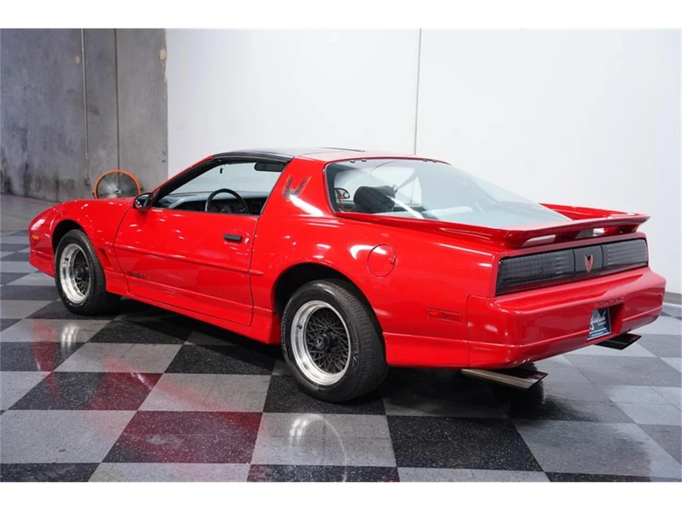 1989 Pontiac Firebird 3rd Gen - Image 7 of 31