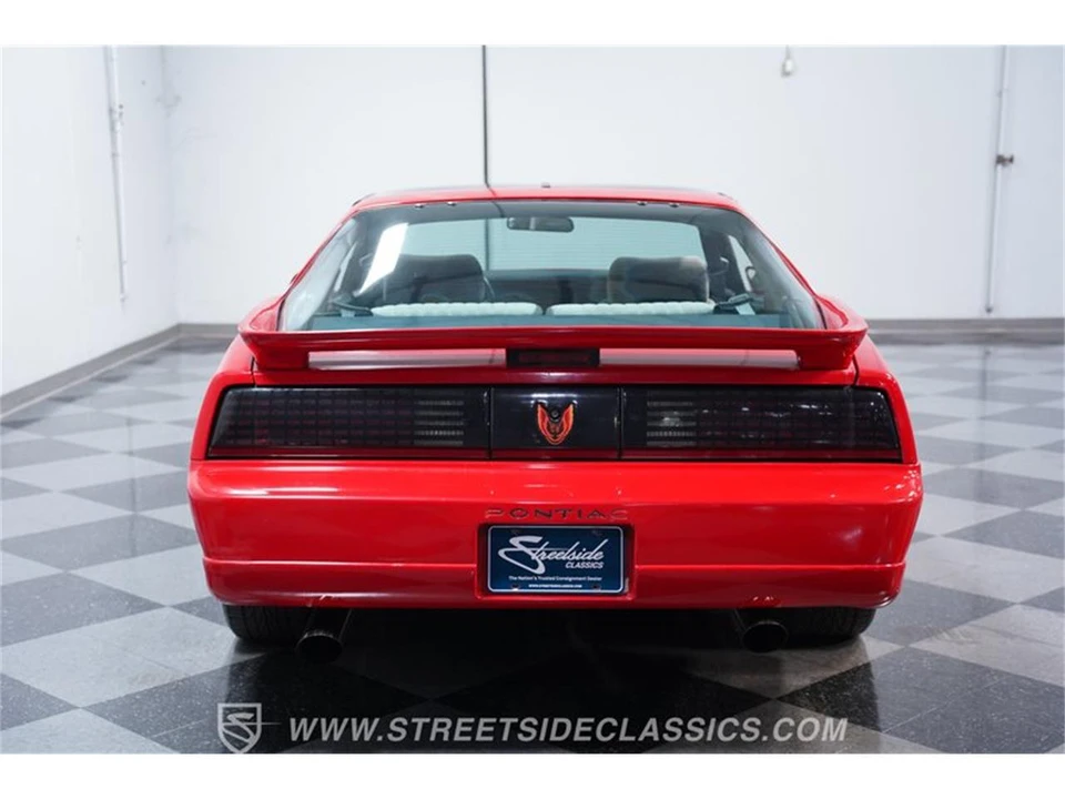 1989 Pontiac Firebird 3rd Gen - Image 9 of 31