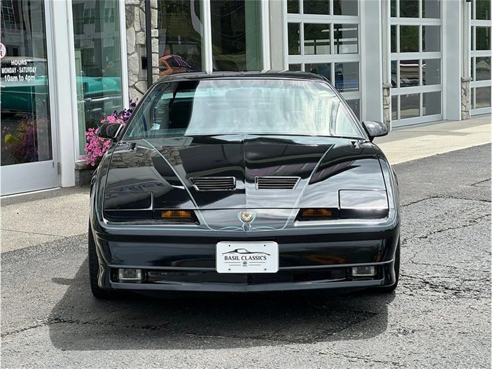 1989 Pontiac Firebird 3rd Gen - Image 3 of 31