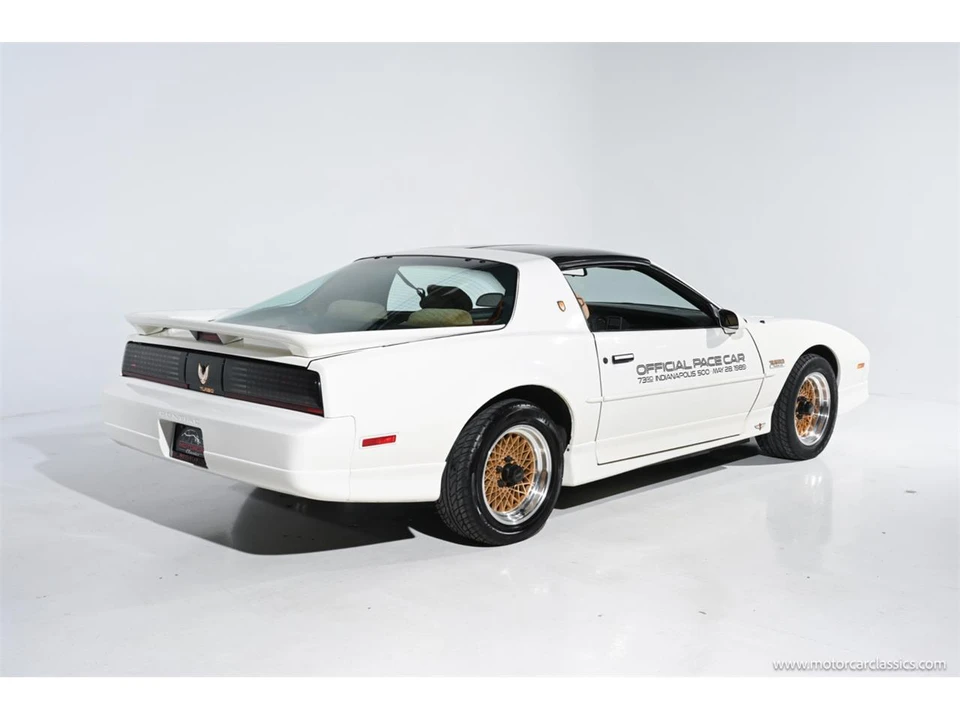 1989 Pontiac Firebird 3rd Gen - Image 7 of 31
