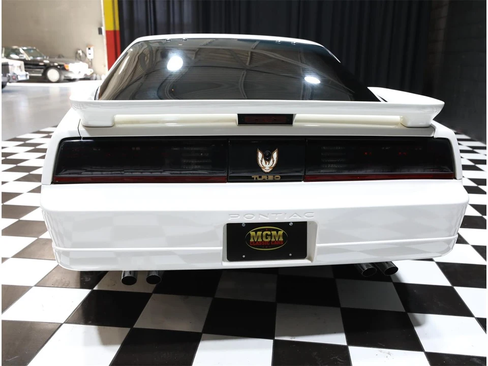 1989 Pontiac Firebird 3rd Gen - Image 29 of 31