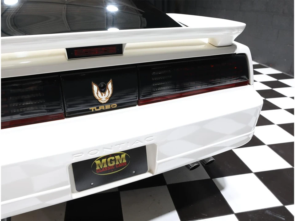 1989 Pontiac Firebird 3rd Gen - Image 30 of 31