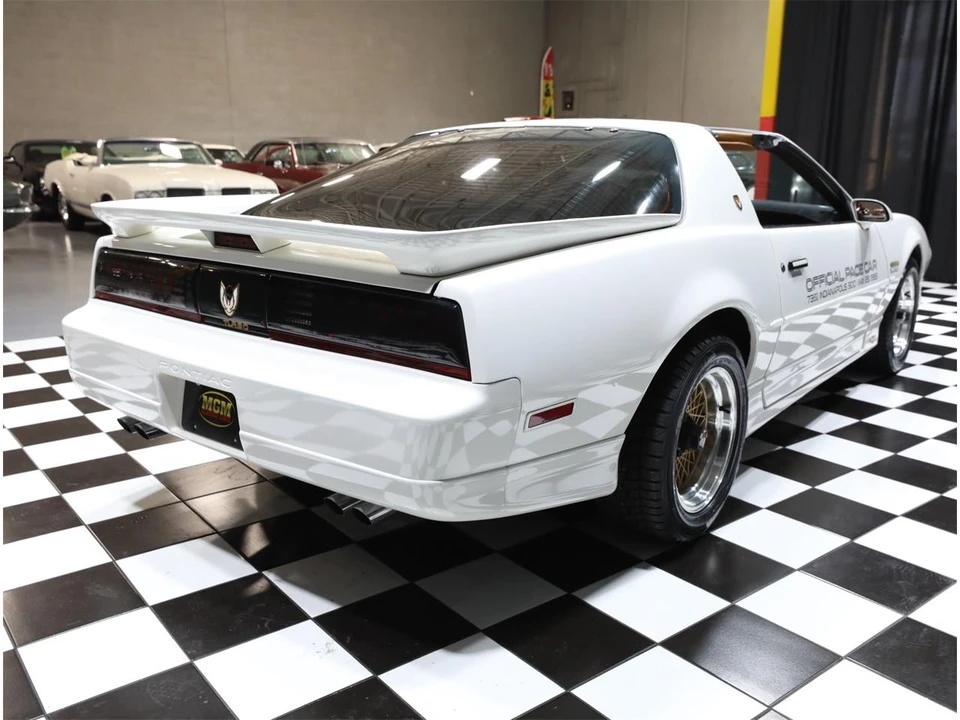 1989 Pontiac Firebird 3rd Gen - Image 28 of 31