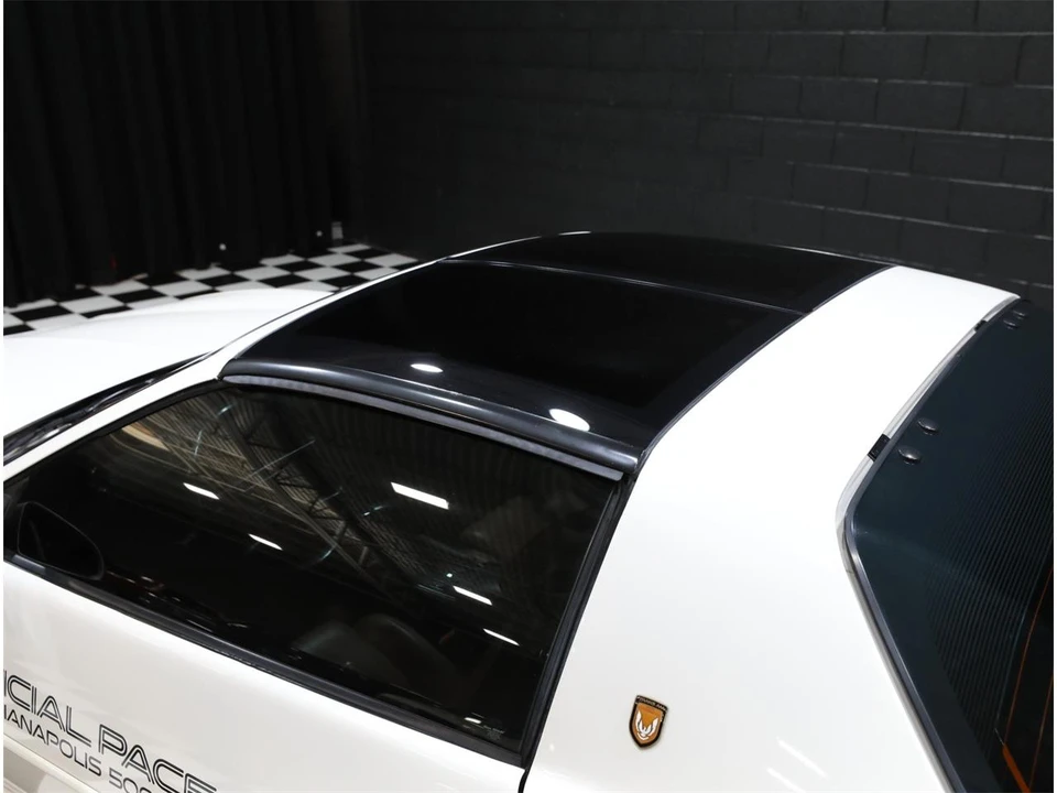 1989 Pontiac Firebird 3rd Gen - Image 8 of 31
