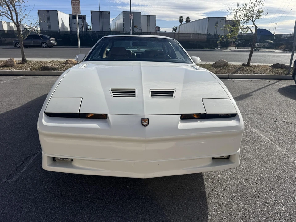 1989 Pontiac Firebird Trans Am 3rd Gen - Image 10 of 31