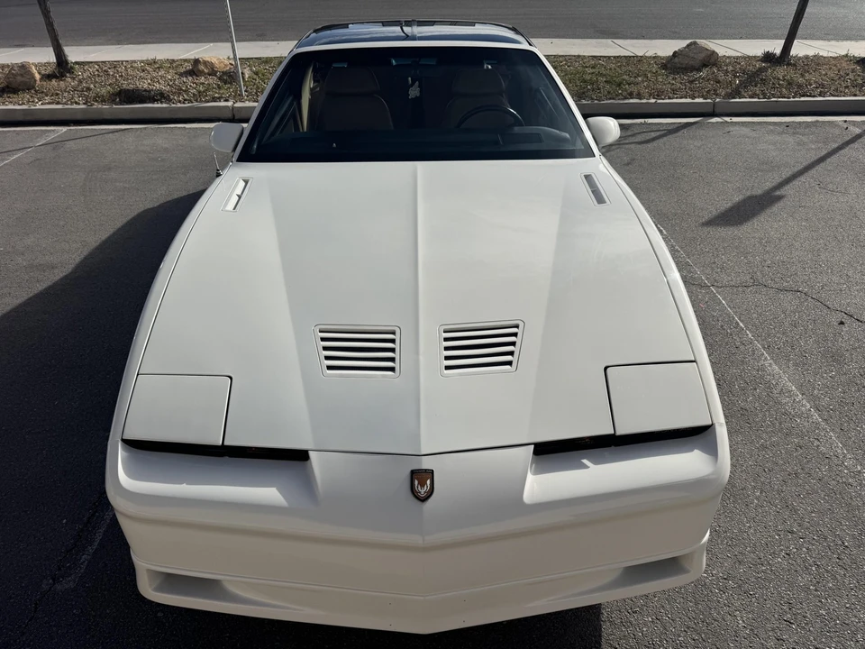 1989 Pontiac Firebird Trans Am 3rd Gen - Image 11 of 31