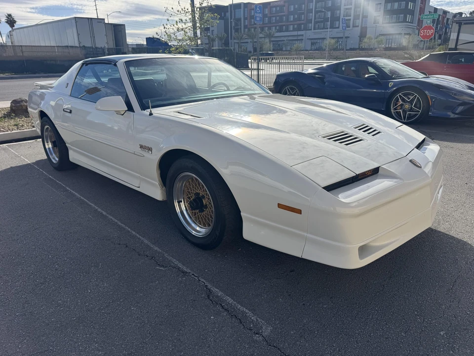 1989 Pontiac Firebird Trans Am 3rd Gen - Image 7 of 31