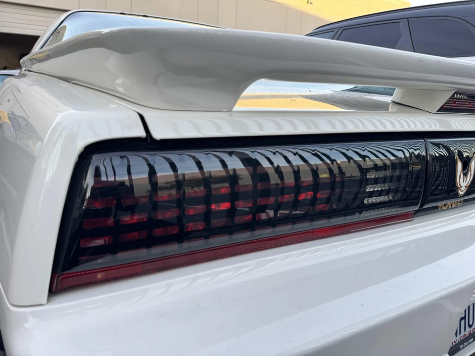 1989 Pontiac Firebird Trans Am 3rd Gen - Image 17 of 31