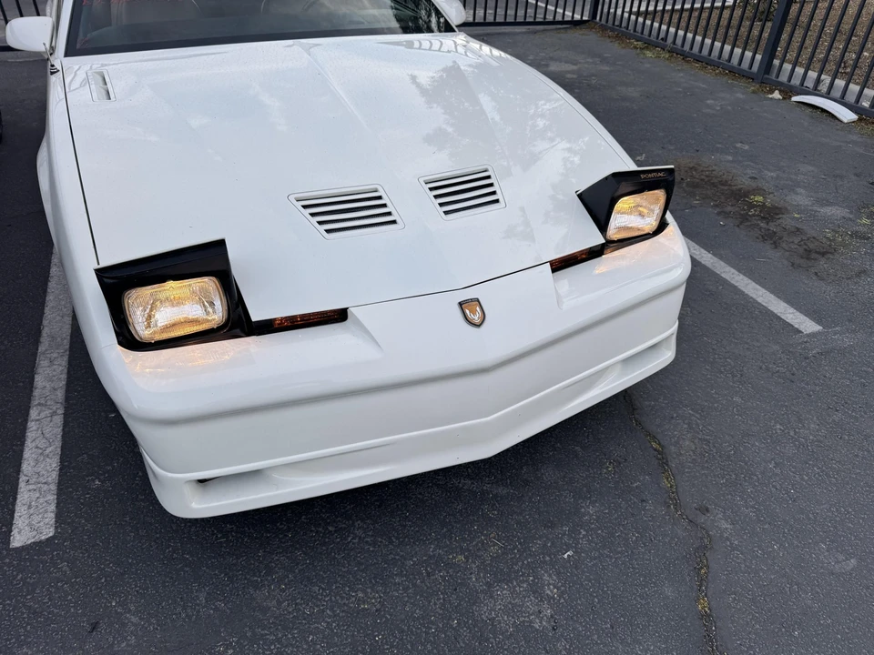 1989 Pontiac Firebird Trans Am 3rd Gen - Image 14 of 31