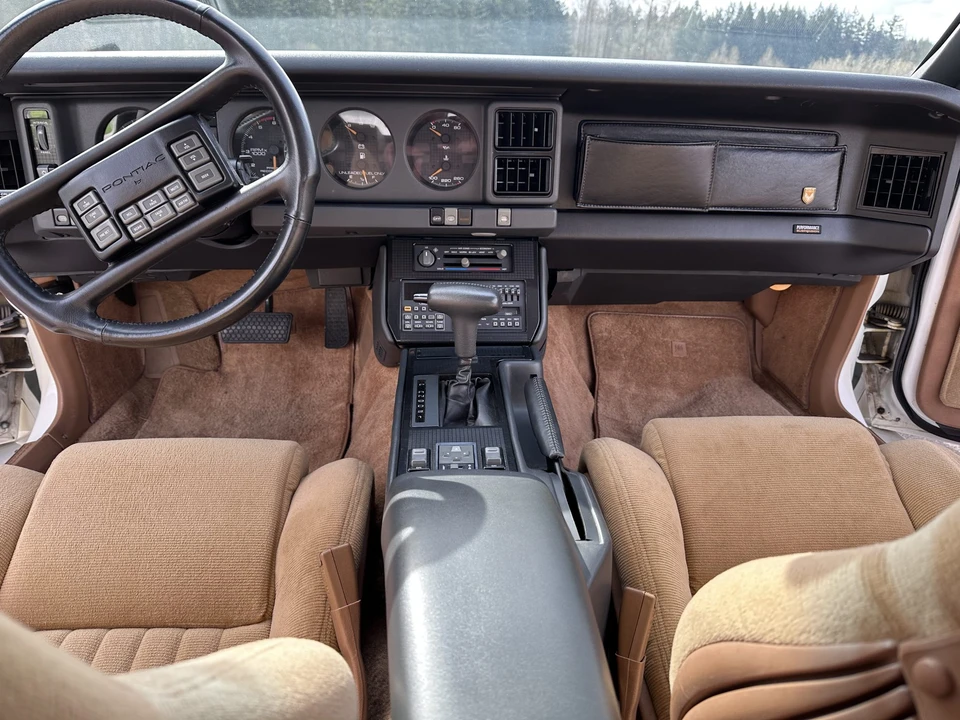 1989 Pontiac Firebird Trans Am 3rd Gen - Image 31 of 31