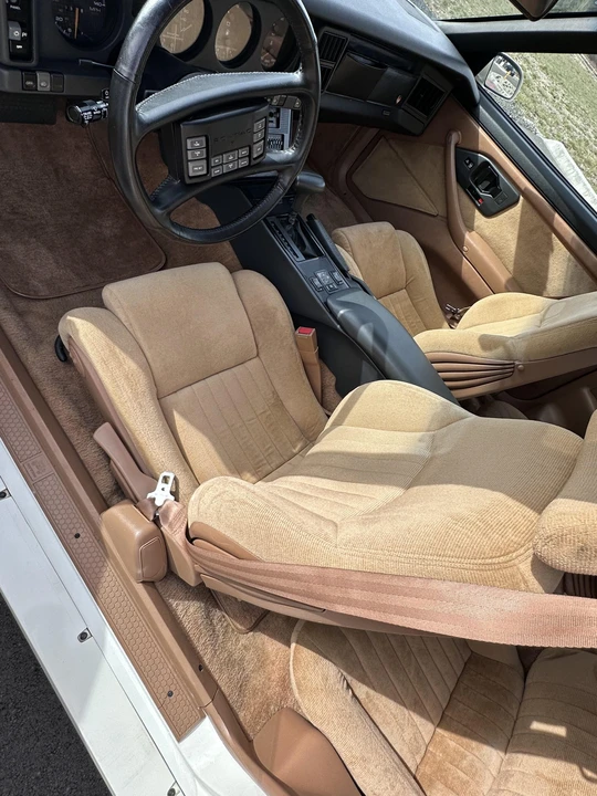 1989 Pontiac Firebird Trans Am 3rd Gen - Image 24 of 31