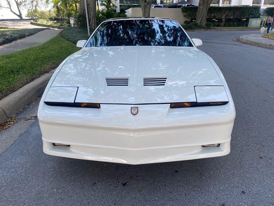 1989 Pontiac Firebird Trans Am 3rd Gen - Image 3 of 31