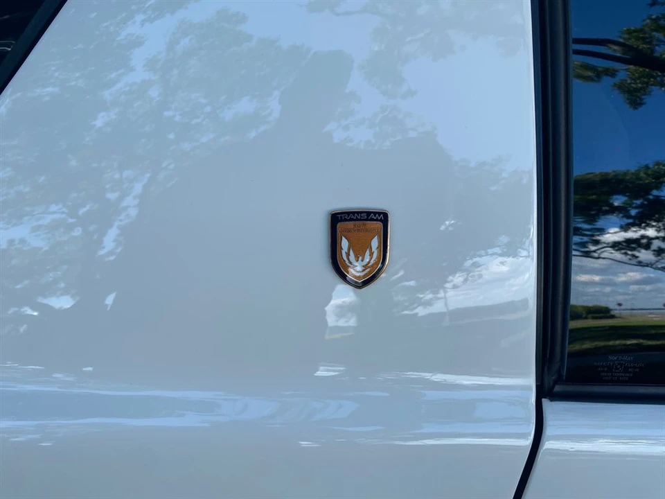 1989 Pontiac Firebird Trans Am 3rd Gen - Image 24 of 31