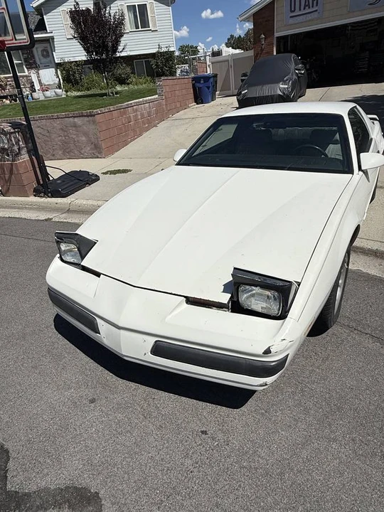 1989 Pontiac Firebird 3rd Gen - Image 11 of 24