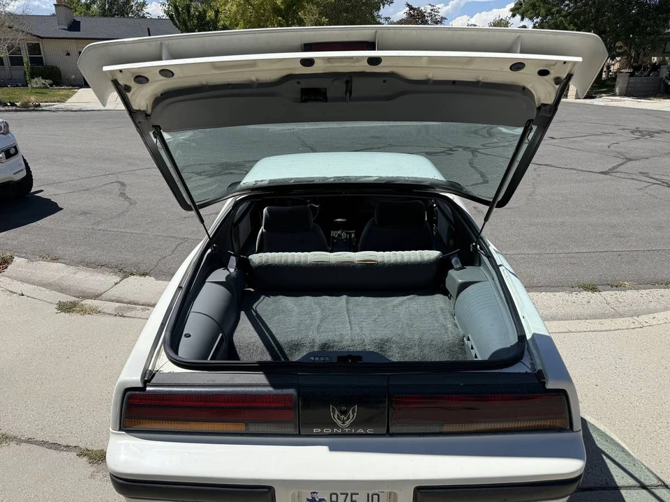 1989 Pontiac Firebird 3rd Gen - Image 2 of 24