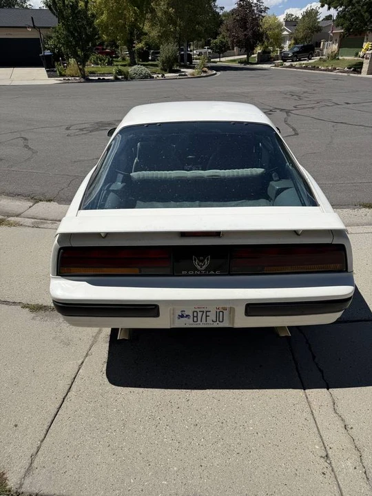 1989 Pontiac Firebird 3rd Gen - Image 5 of 24