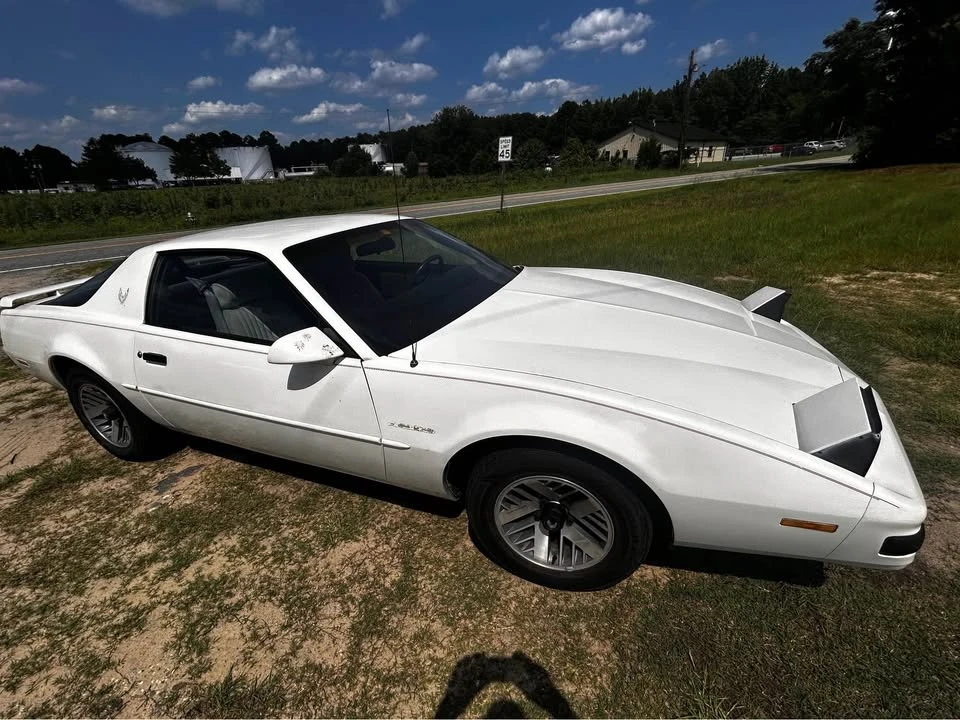 1989 Pontiac Firebird 3rd Gen - Image 3 of 10