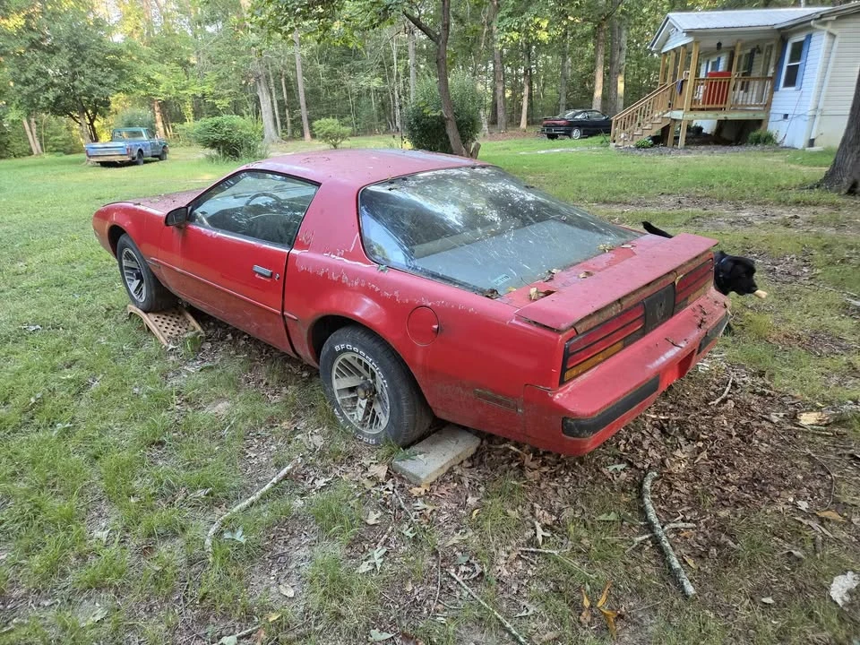 1989 Pontiac Firebird 3rd Gen - Image 3 of 5