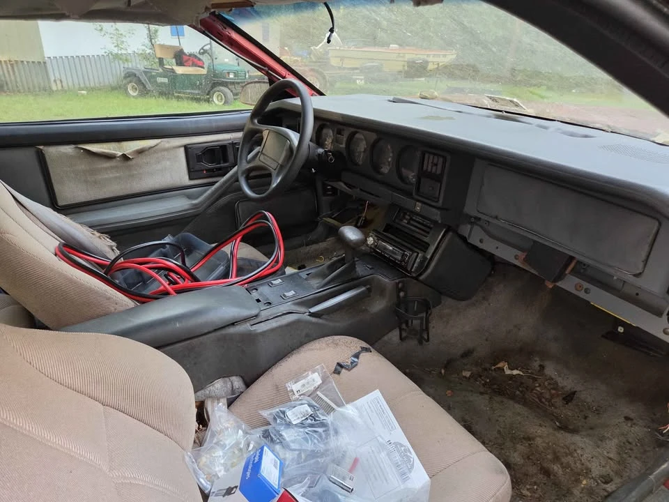 1989 Pontiac Firebird 3rd Gen - Image 5 of 5