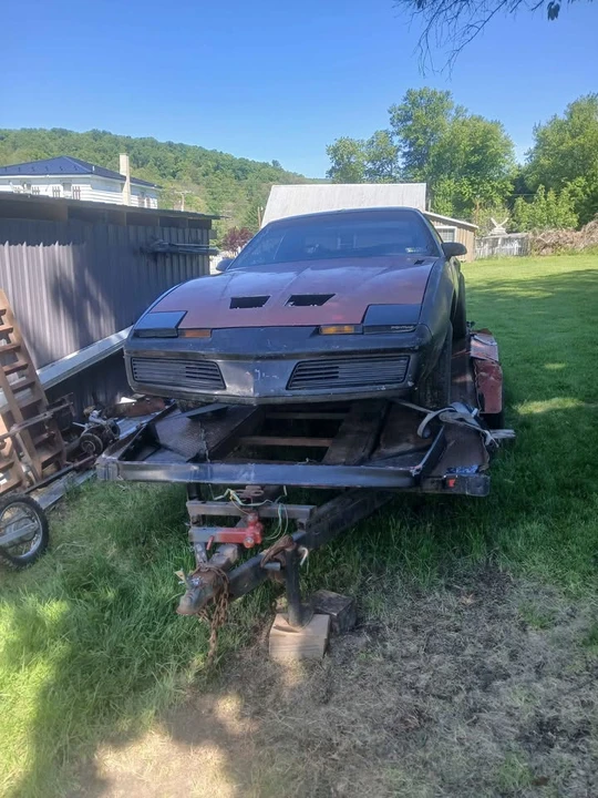 1989 Pontiac Firebird 3rd Gen - Image 7 of 7