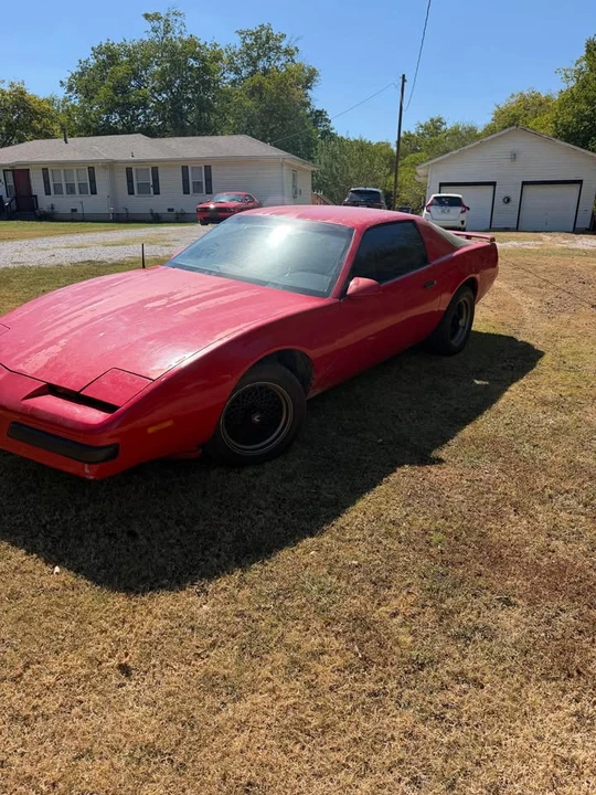 1989 Pontiac Firebird 3rd Gen - Image 2 of 7