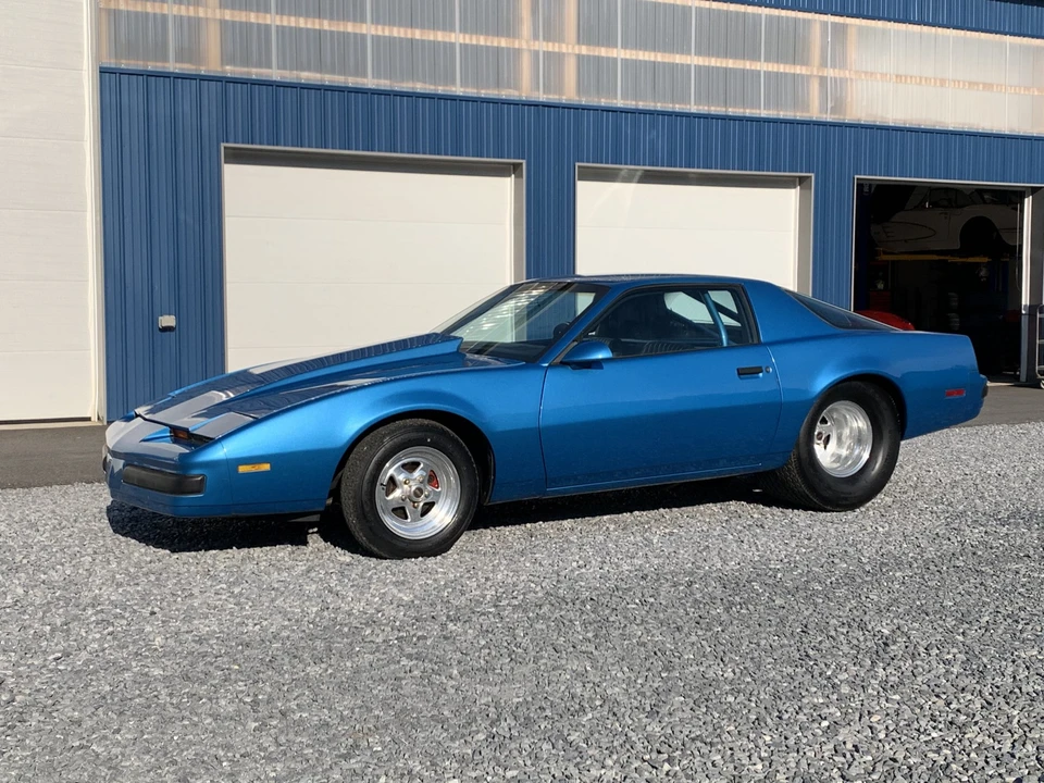 1989 Pontiac Firebird 3rd Gen - Image 5 of 31
