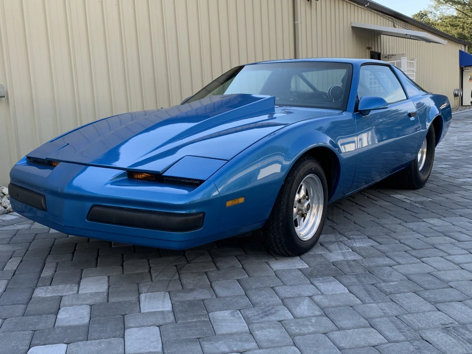 1989 Pontiac Firebird 3rd Gen - Image 3 of 31
